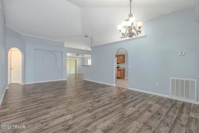 Building Photo - 3850 Sunset Cove Dr