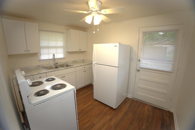 Foto del edificio - 2226 Greenlee St