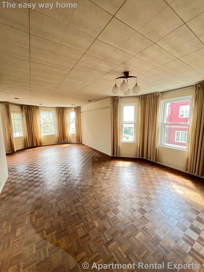 Photo - 10 Packard Ave Apartment