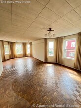 10 Packard Ave
