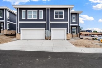 Building Photo - 3583 E Uintah St