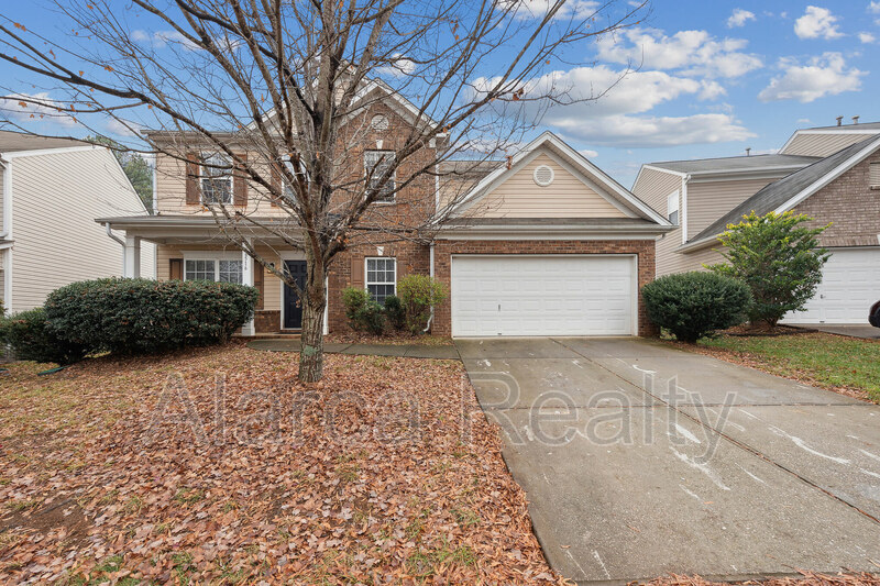 Primary Photo - 6516 Hermsley Rd