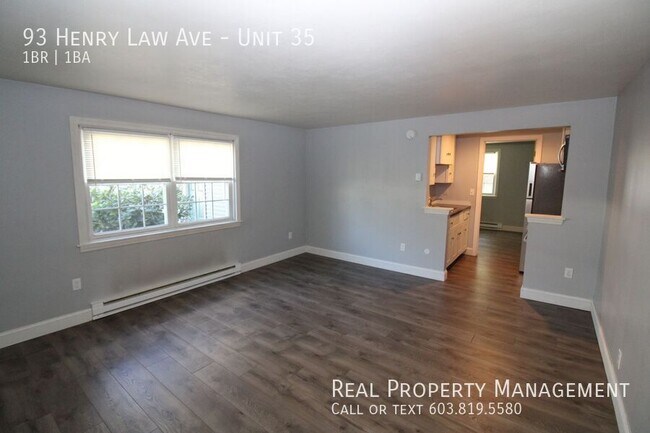 Foto del edificio - 93 Henry Law Ave