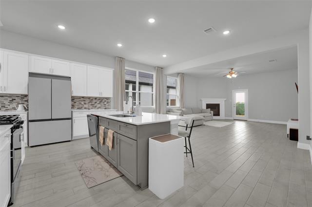 Foto del edificio - 1616 Barnwood Trce