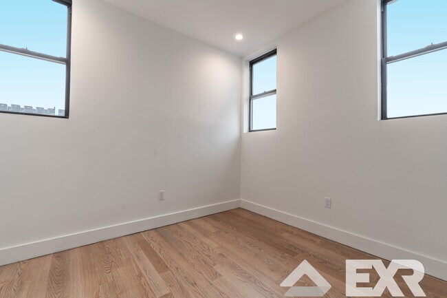 Foto del edificio - 406 Cornelia St