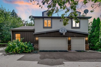 Building Photo - 25283 Timber Ln