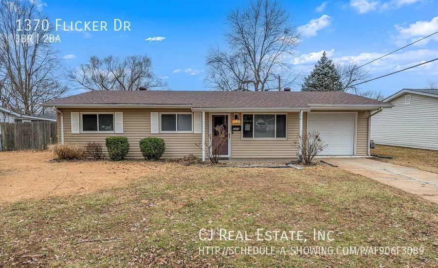 Primary Photo - 1370 Flicker Dr