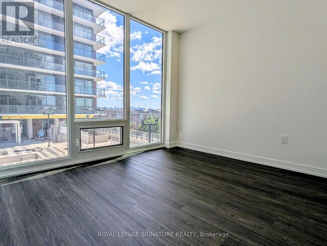 Building Photo - 4010 Eglinton Ave W