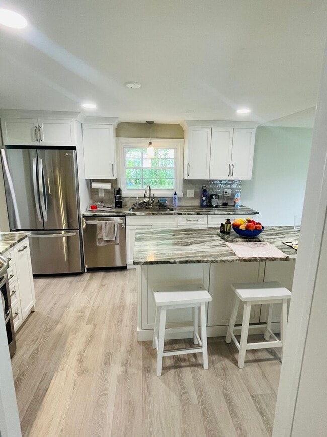 Building Photo - The Brainard Colonial