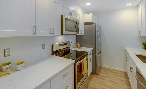 Foto del edificio - Beautiful 1 bed Condo + garage parking in ...