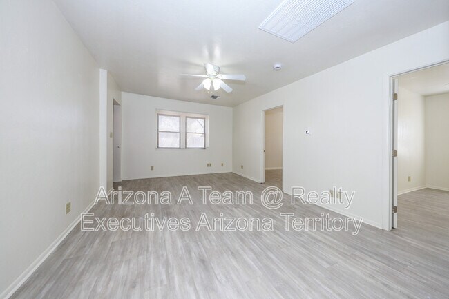 Foto del edificio - 1014 N 7th Ave