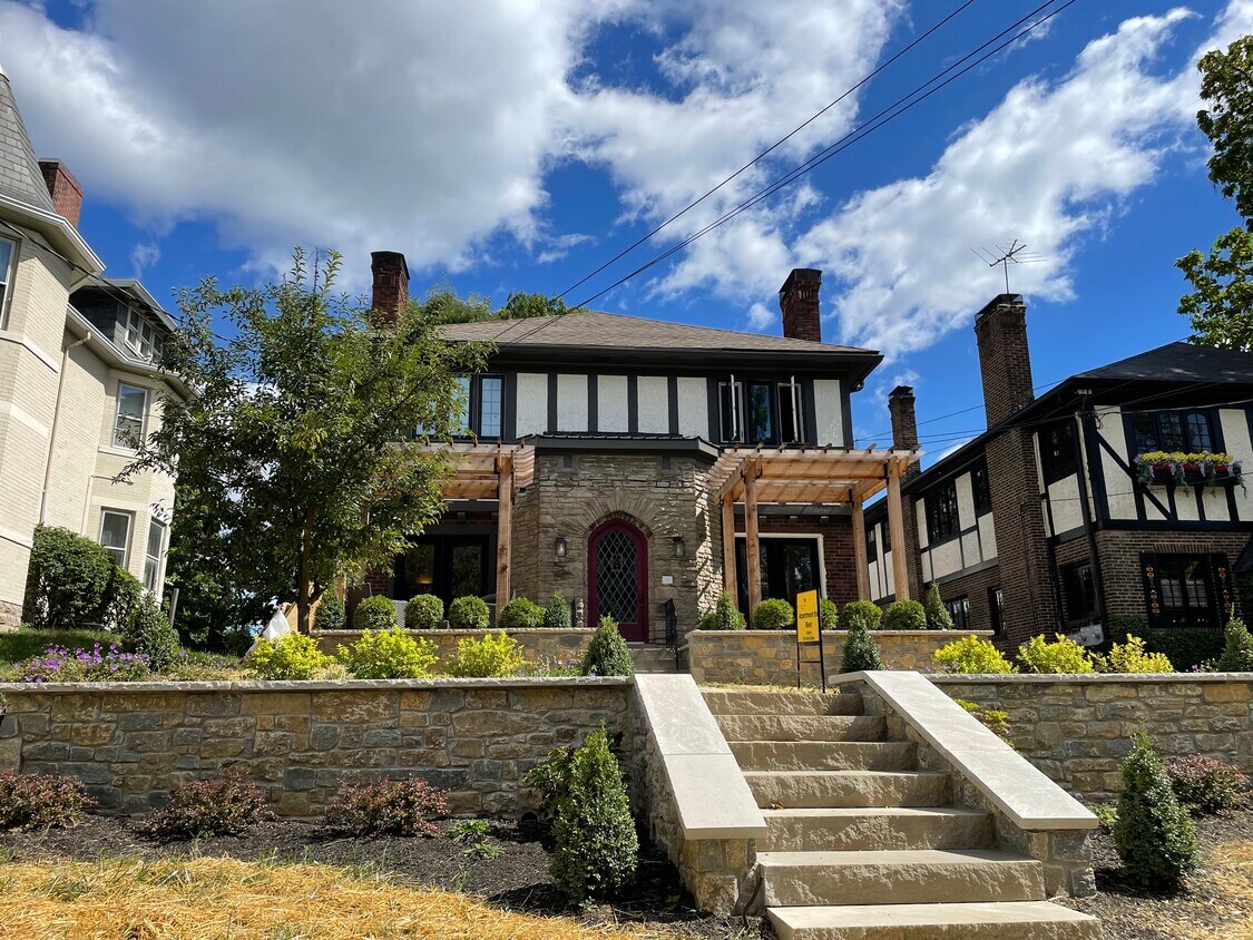 3514 Mooney Ave, Cincinnati, OH 45208 Apartments in Cincinnati, OH