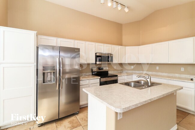 Foto del edificio - 14955 W Maui Ln