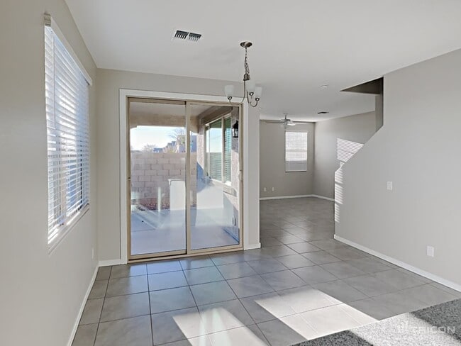 Building Photo - 8636 E Posada Ave