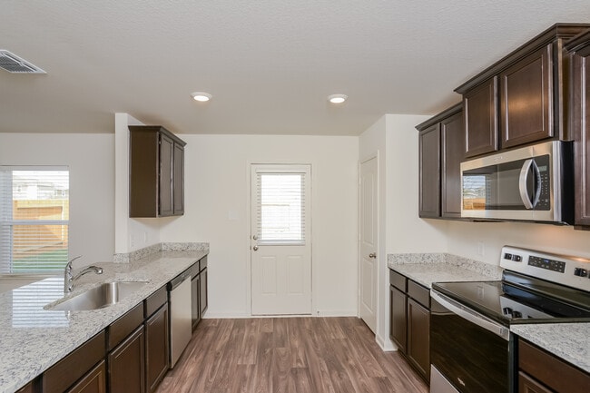 Building Photo - 7221 Jebson Pass, San Antonio, TX