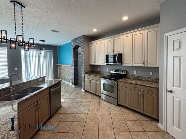 Building Photo - 3795 Marietta Way