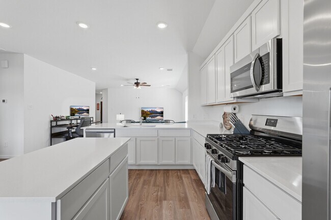 Foto del edificio - 651 Spring Ashberry Ct