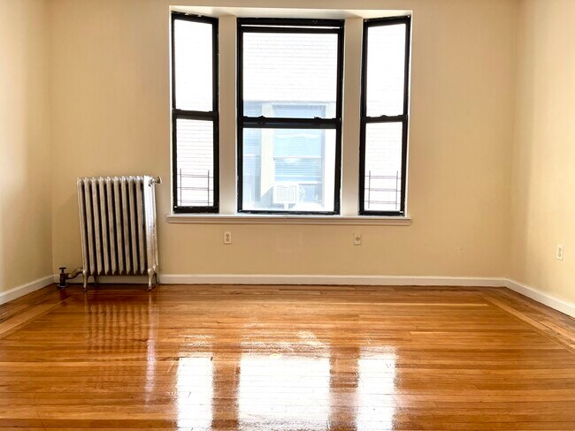 Foto del edificio - 545 Edgecombe Ave