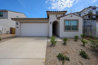 Building Photo - 17064 W Briles Rd