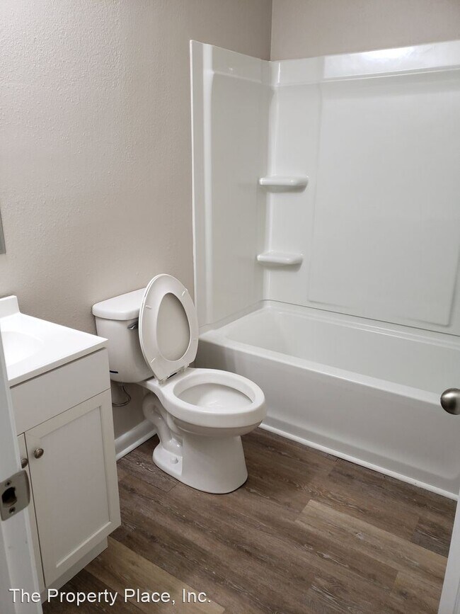 Foto del edificio - 108 Blurton Dr