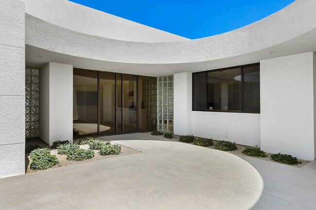 Building Photo - 77240 Avenida Arteaga