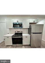 Building Photo - 1233 W Venango St