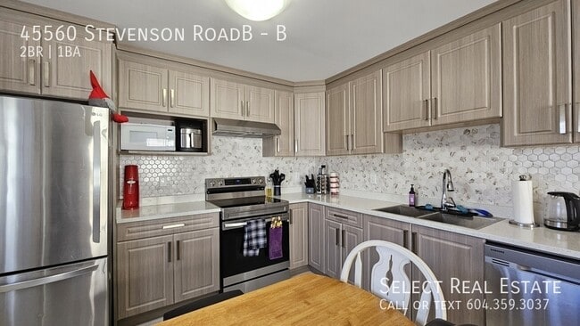 Building Photo - 45560 Stevenson Rd
