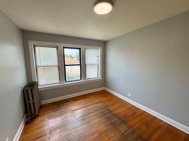 Foto del edificio - 6501 S Maplewood Ave