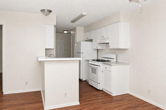 Foto del edificio - 6906 Deep Cir