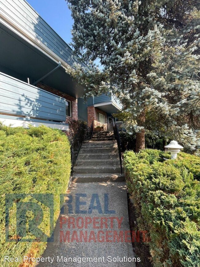 Foto del edificio - 2 br, 1 bath House - 6042 SW 25th Ave
