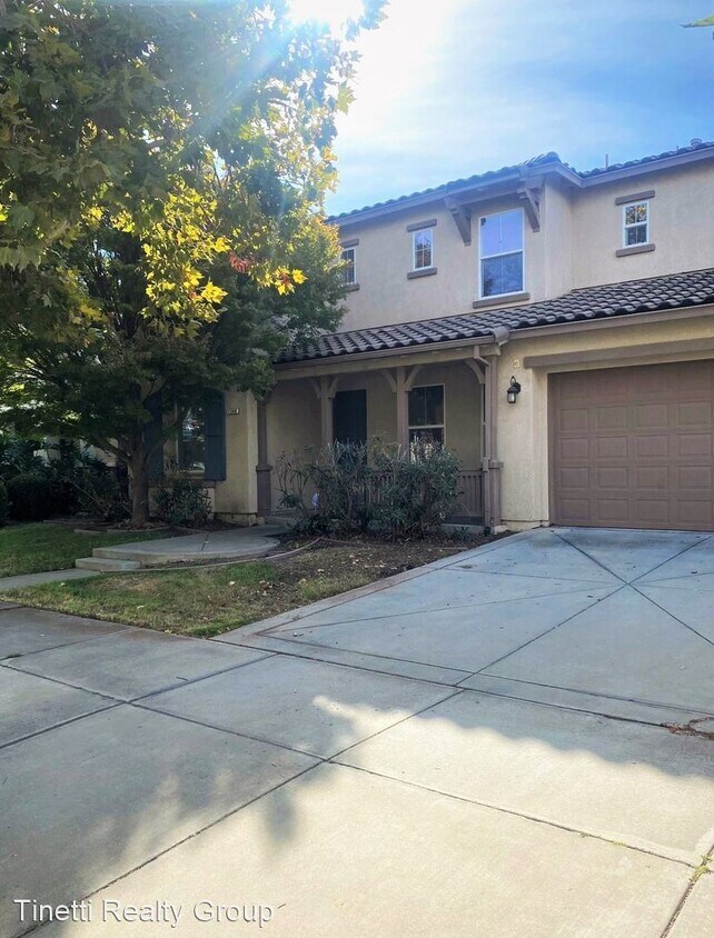 6 br, 4 bath House 1240 Avignon Dr. House Rental in Merced, CA