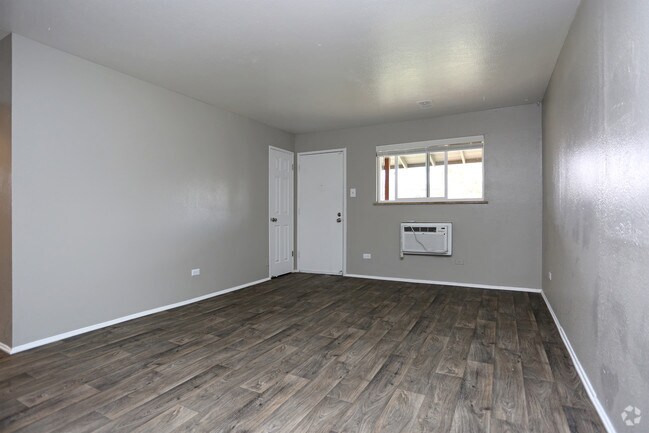 2 habitaciones, 1 baño - 950 pies cuadrados - Eagle Crest