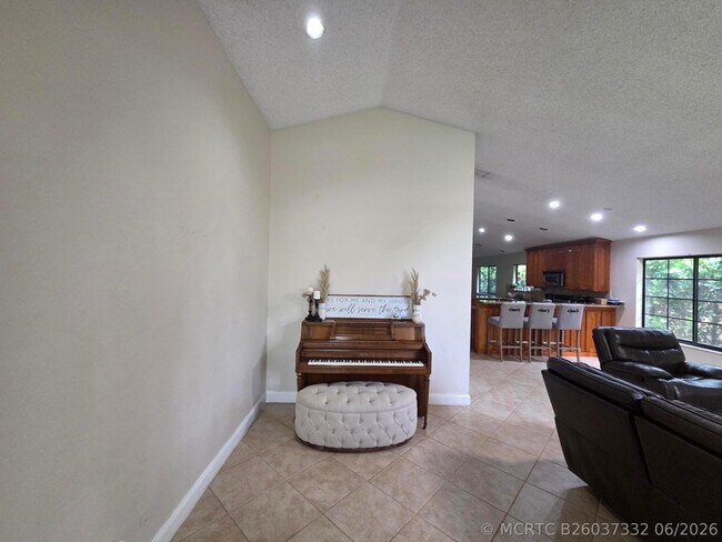 Foto del edificio - 4170 NW 6th St