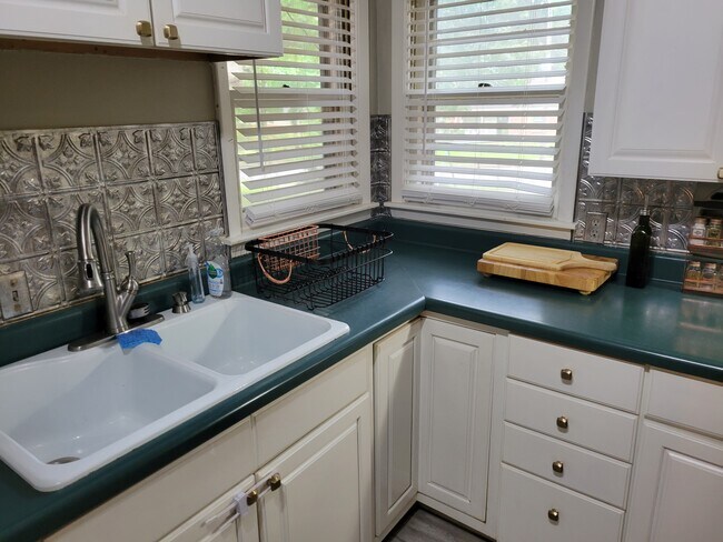 Foto del edificio - 1492 Vera Cruz St