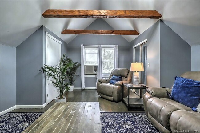 Foto del edificio - 374 Ellsworth Ave