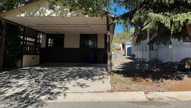 Building Photo - 2851 Smoke Tree Ln