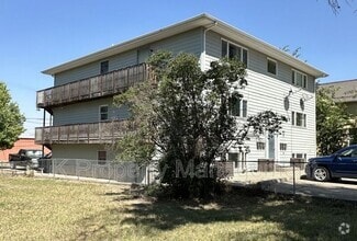 Building Photo - 1815 8th Ave N