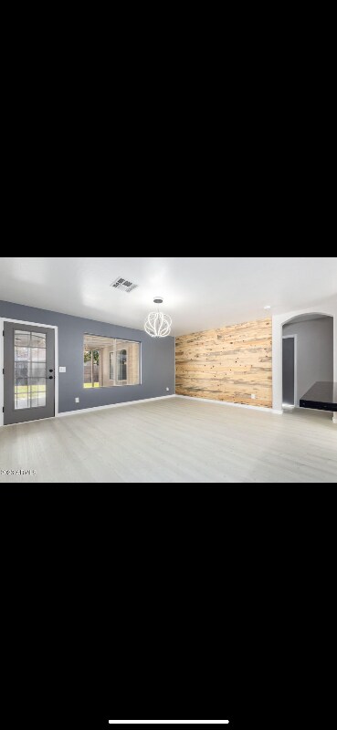 Foto del edificio - 11025 Hayward Ave