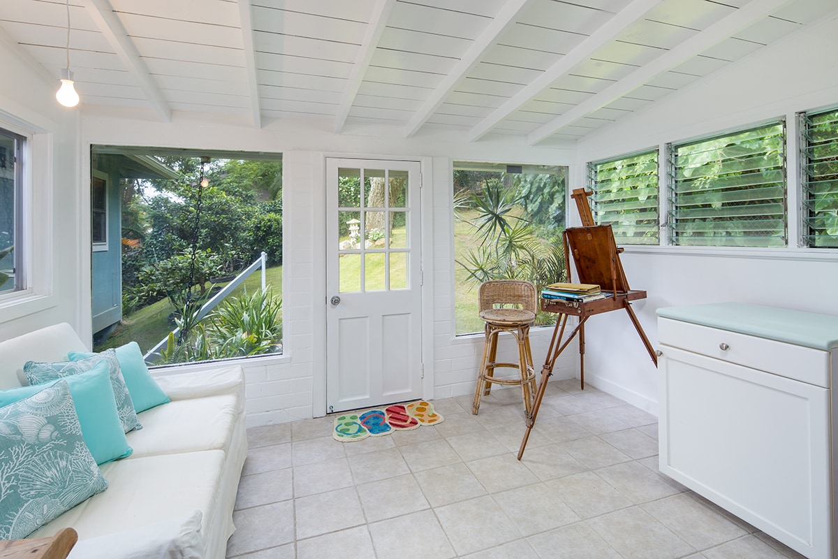 Very clean and bright 1 bedroom, 2 bath in Lanikai with views! All utilities! - Very clean and bright 1 bedroom, 2 bath in Lanikai with views! All utilities!