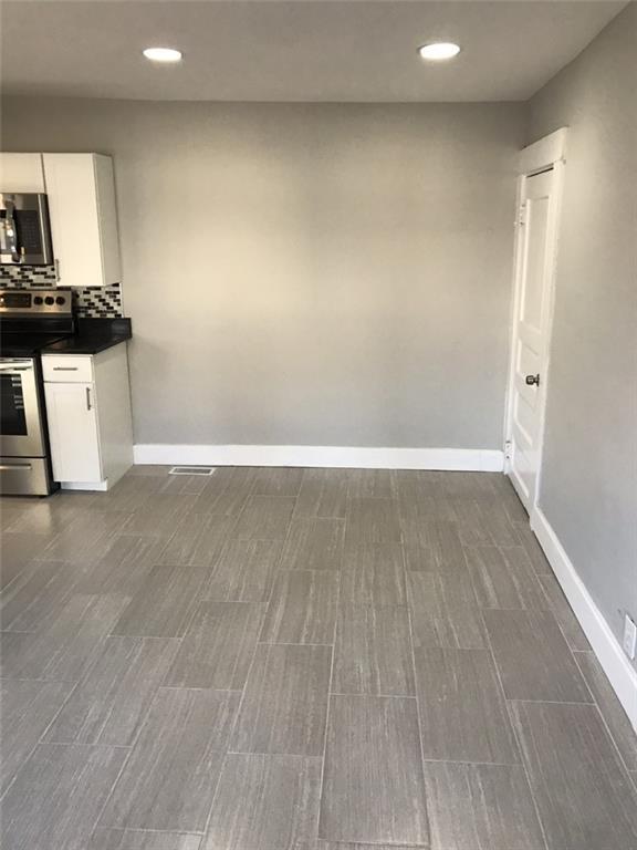 Foto del edificio - 645 E 49th St