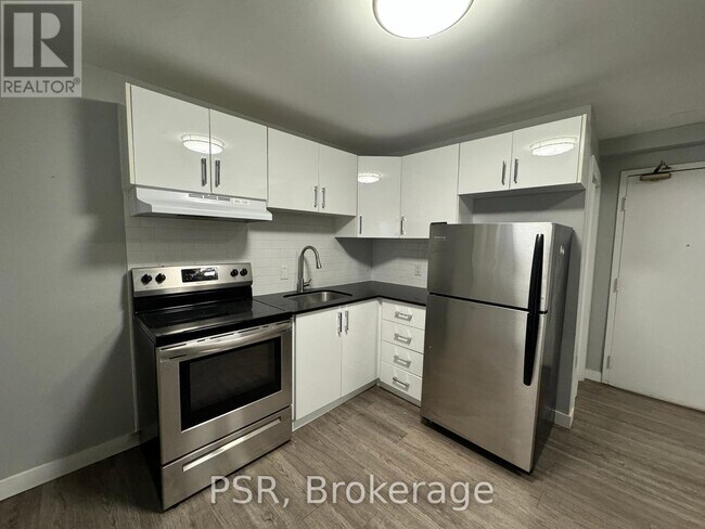 Photo du bâtiment - 205-205 Gerrard St E