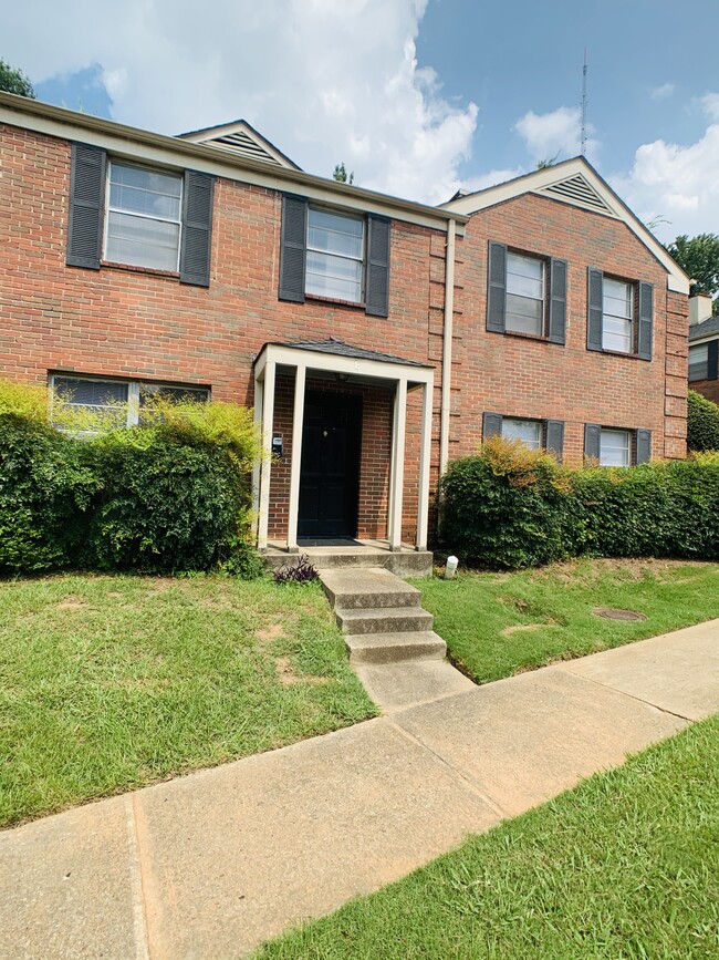 Front porch - 1670 Valley Ave