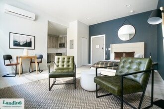 Building Photo - 3022 Zuni St