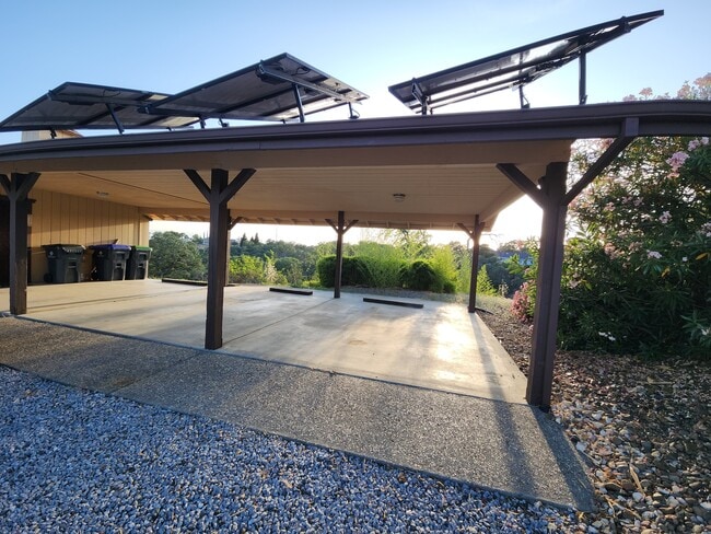 Foto del edificio - 14565 Carriage Ln