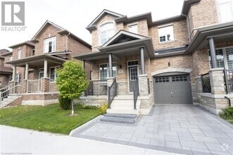 Building Photo - 47 Riverwalk Dr