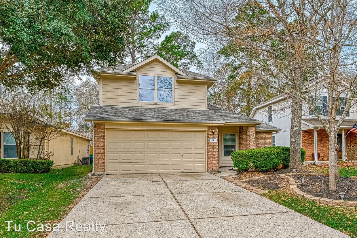 5 br, 2.5 bath House 47 Thicket Grove Pl House Rental in Conroe, TX