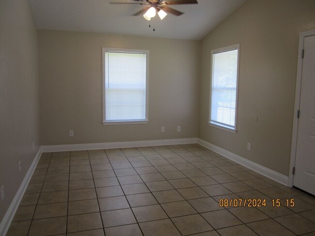 Building Photo - 3BR/1BA Single Family Home in Gulfport for...