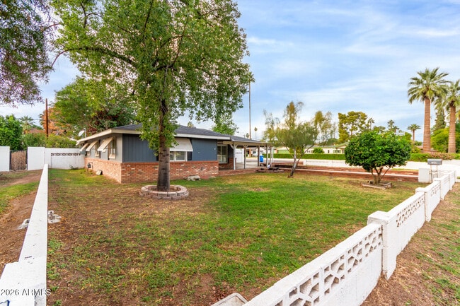 Foto del edificio - 7340 N 7th Ave