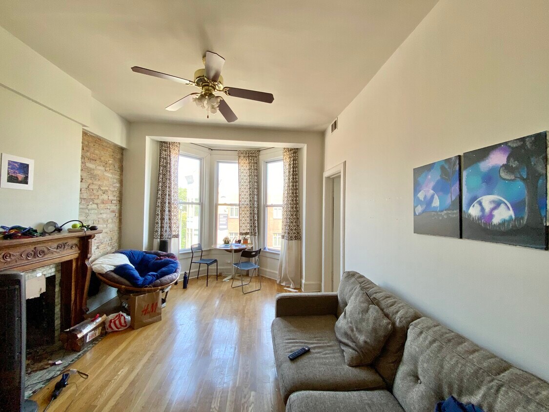 Primary Photo - 2156 N Halsted St