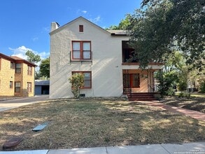Building Photo - 119 E Ridgewood Ct